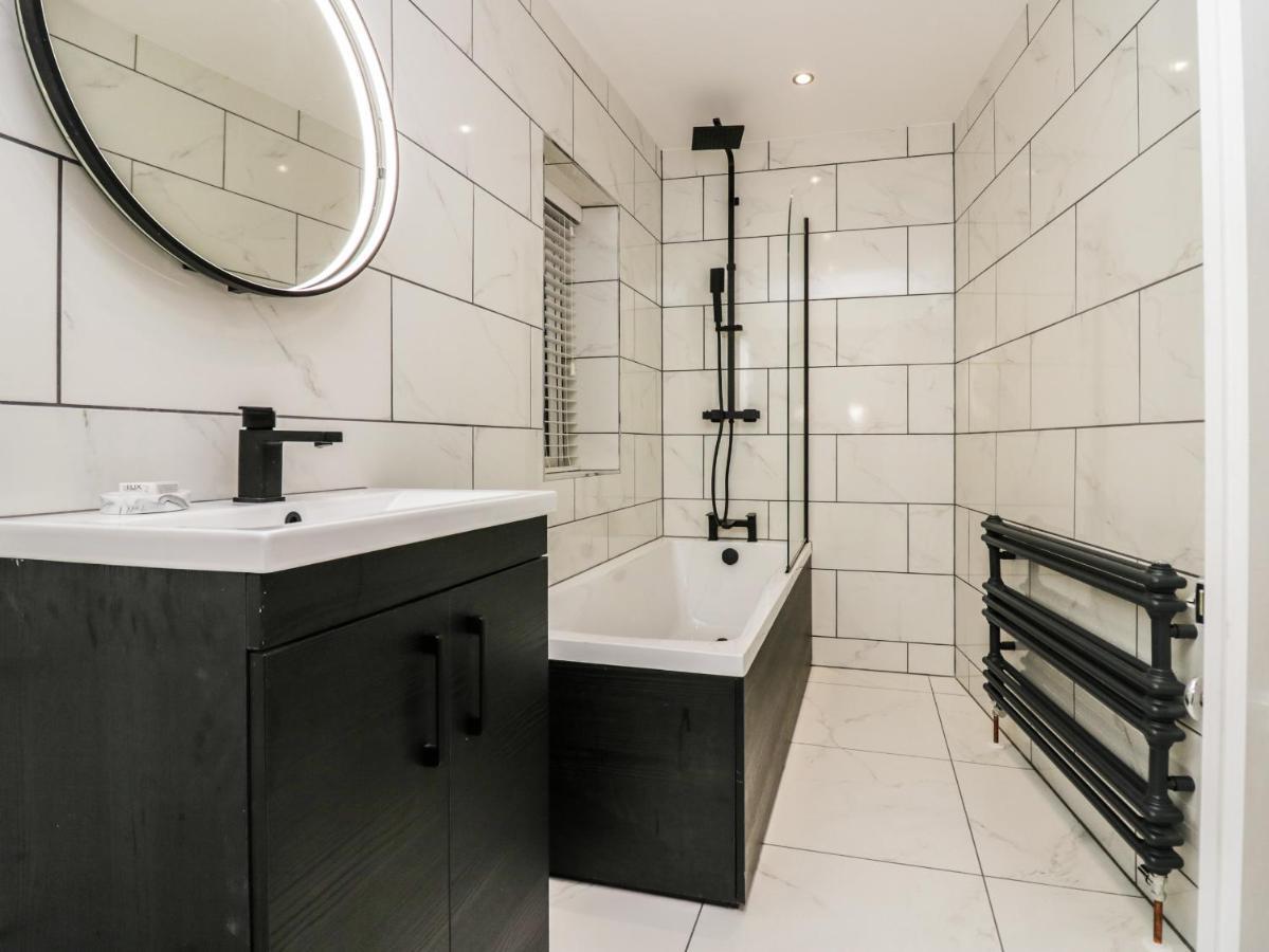 Eden On The Crescent Apartment Morecambe Luaran gambar